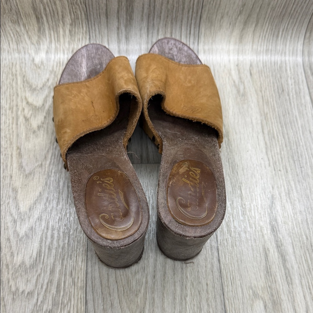 Candie’s Vintage Clogs - Picture 7 of 12